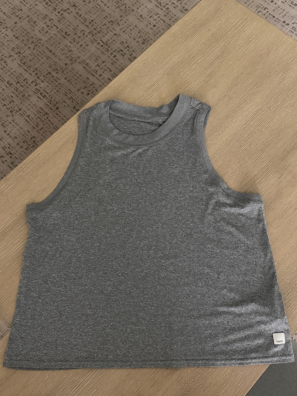 Vuori, size M, Women’s Gray Sleeveless Tank Top
